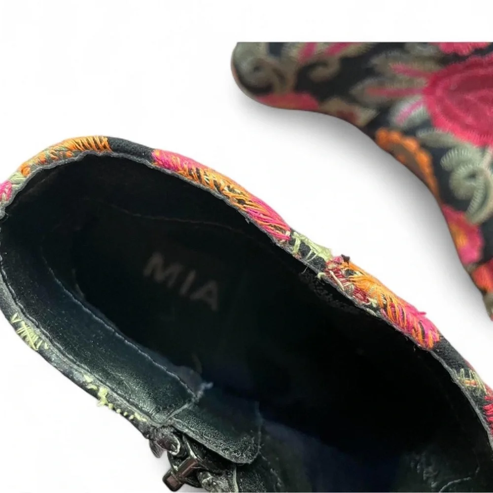 MIA Vail Y2K Festival Embroidered Floral Sz 10M Cottagecore Vintage Ankle Boots - Picture 2 of 8